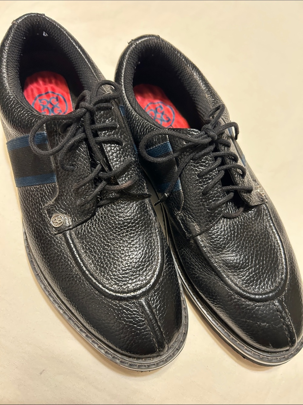 G/FORE Black Leather Lace-Up Oxfords with Blue Stripe